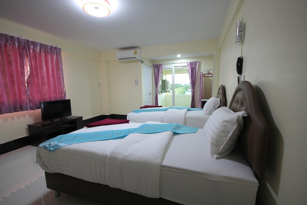 Windsor Resort Lop Buri Zewnętrze zdjęcie