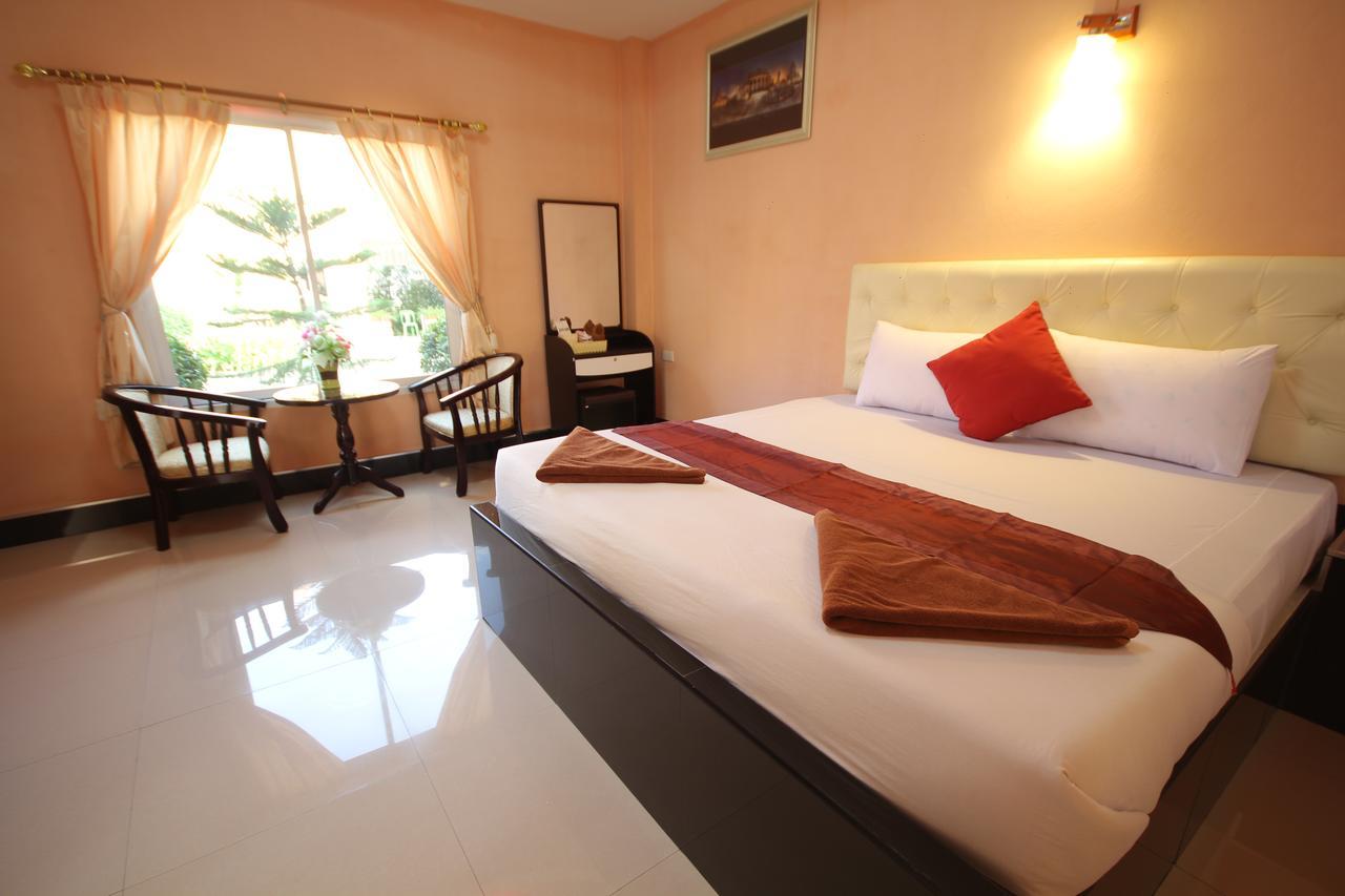 Windsor Resort Lop Buri Zewnętrze zdjęcie